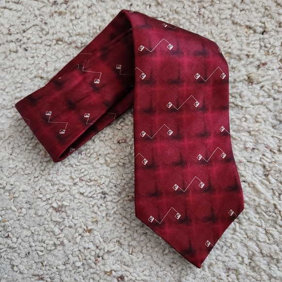 Vintage Bill Blass Black Label Men's Tie Red Black 100% Silk - Picture 1 of 6